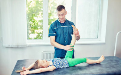 Quelle formation doit avoir un ostéopathe pour enfants à Lyon pour garantir des soins de qualité ?